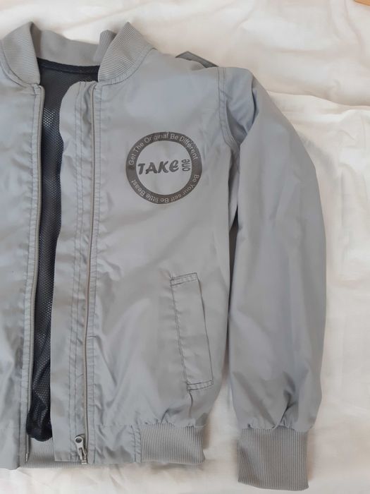 Детско тънко яке размер 134 см.