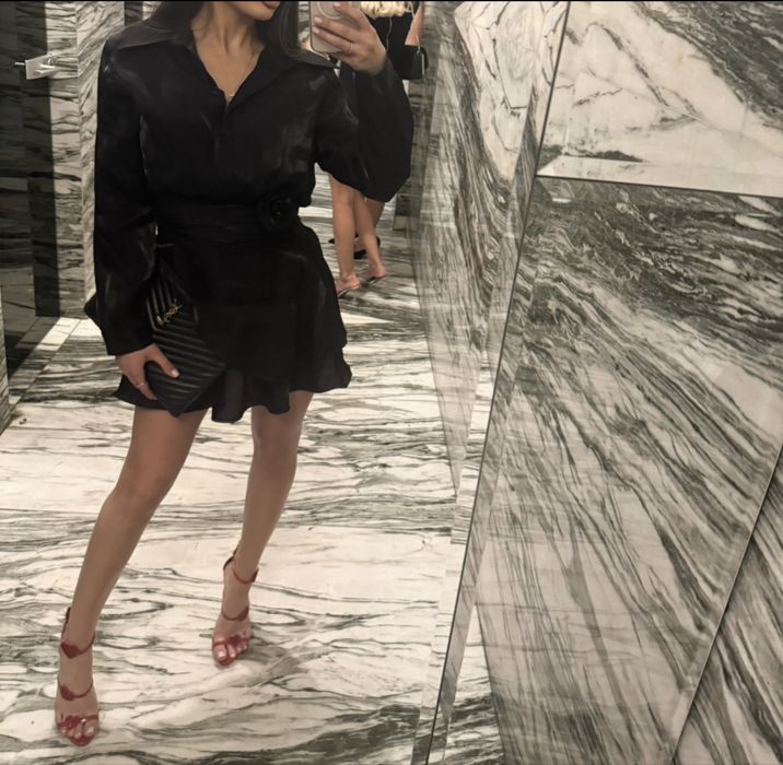 Нови роклички Zara