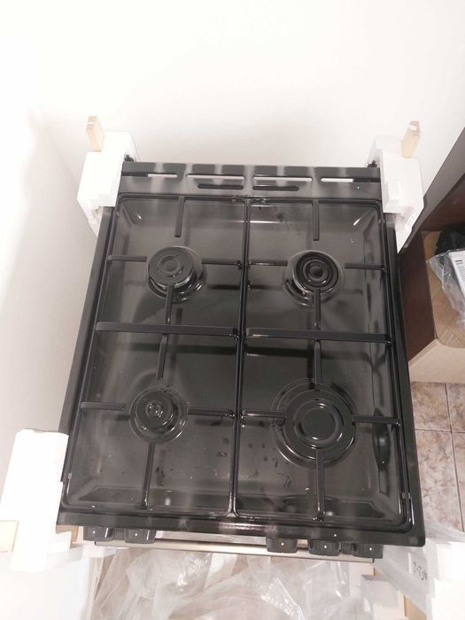 Aragaz Gorenje, 4 arzătoare gaz, Gri/Inox - NOU/SIGILAT