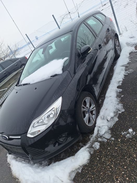 Dezmembrez ford focus 2014 benzina 1.0