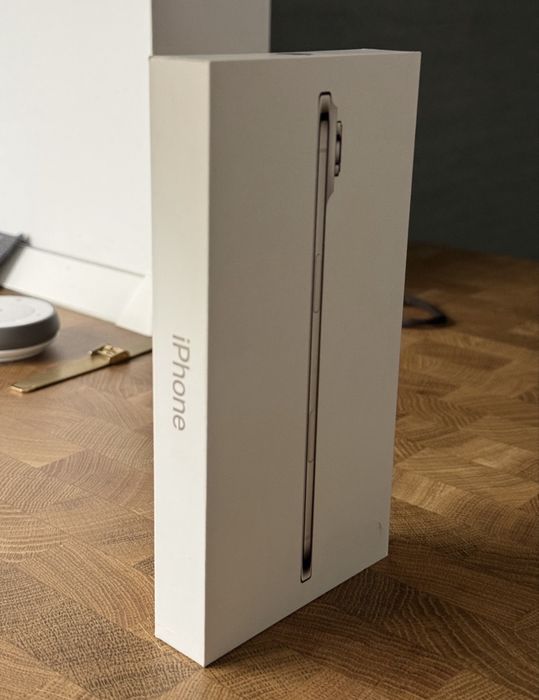 Iphone AIR - gold - 256 G - sigilat - garantie - 4100 ron !