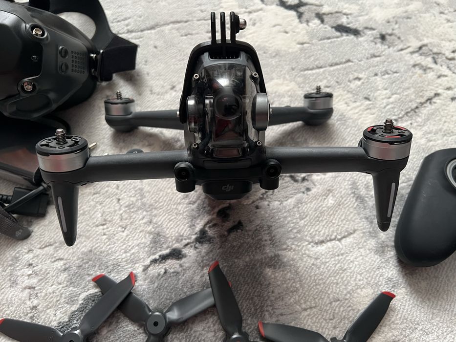 DJI FPV - prima generatie