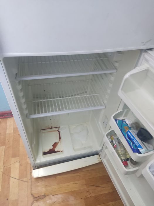 Продается холодильник