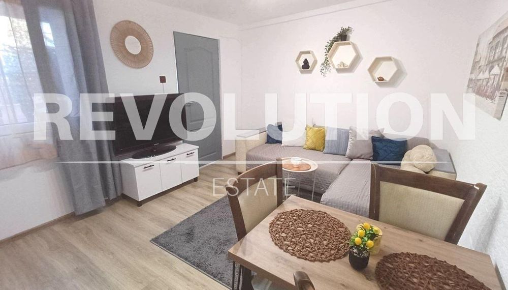 Дава се под наем Двустаен апартамент в Варна, Трошево - 50 кв.м за 348.84 € - Снимка #2