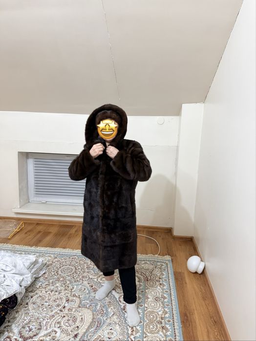 Продам норковую шубу