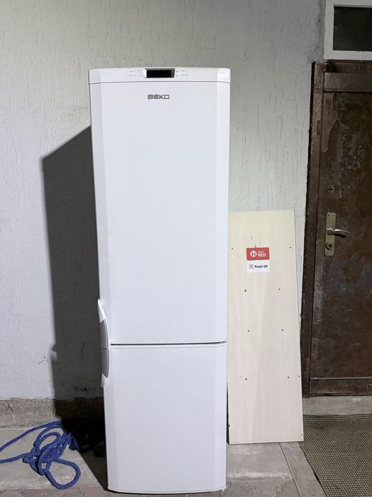 Продам холодильник самсунг в рабочем состоянии.