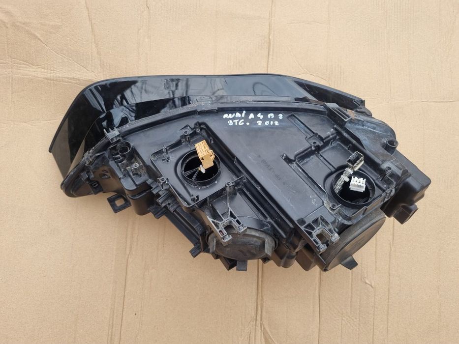 Far stanga Europa Audi A4 B8.5