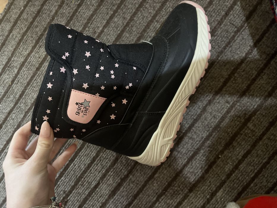 Чисто нови зимни детски боти 35ти номер