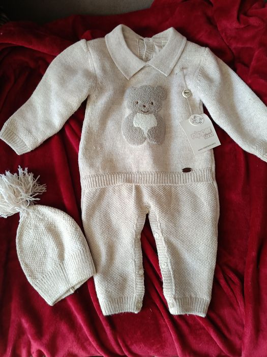 Новый комбинезон на 9-12 мес