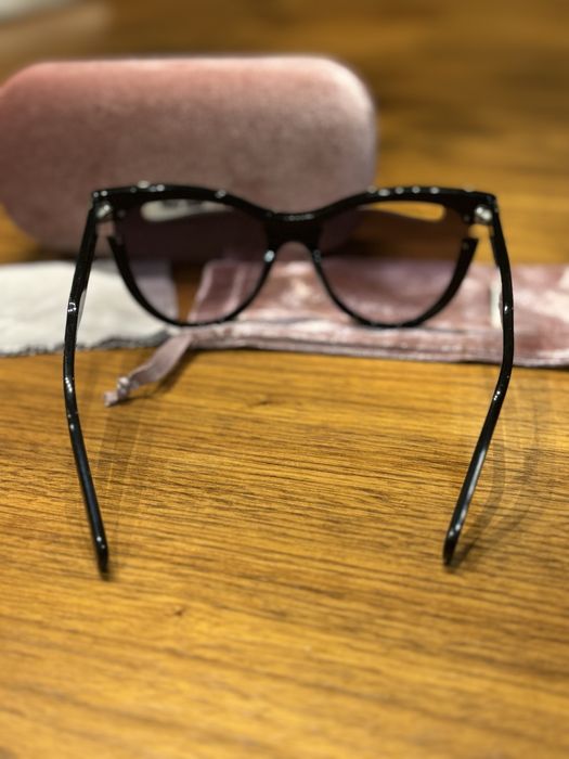 Дамски слънчеви очила Miu-Miu