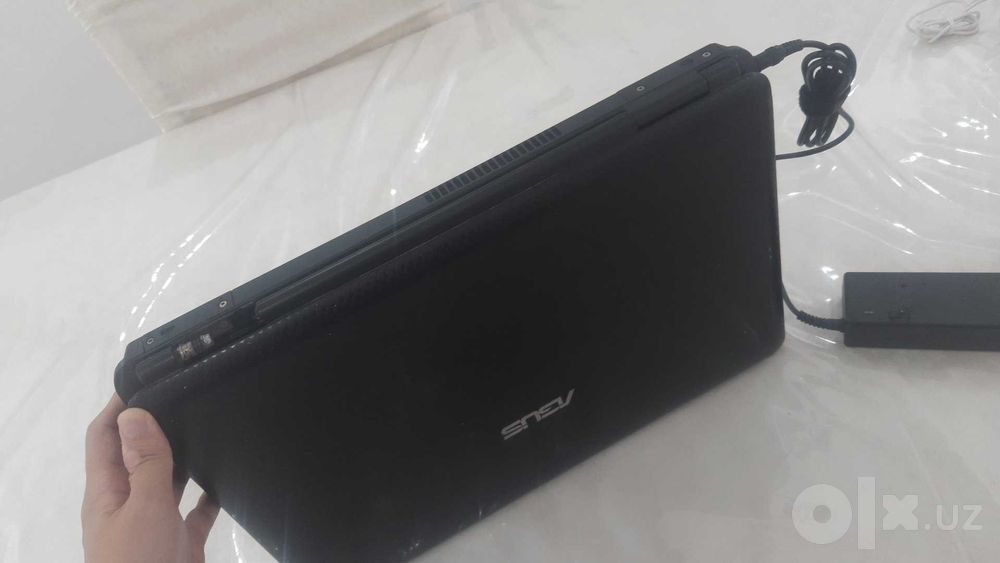 Ноутбук asus сотилади