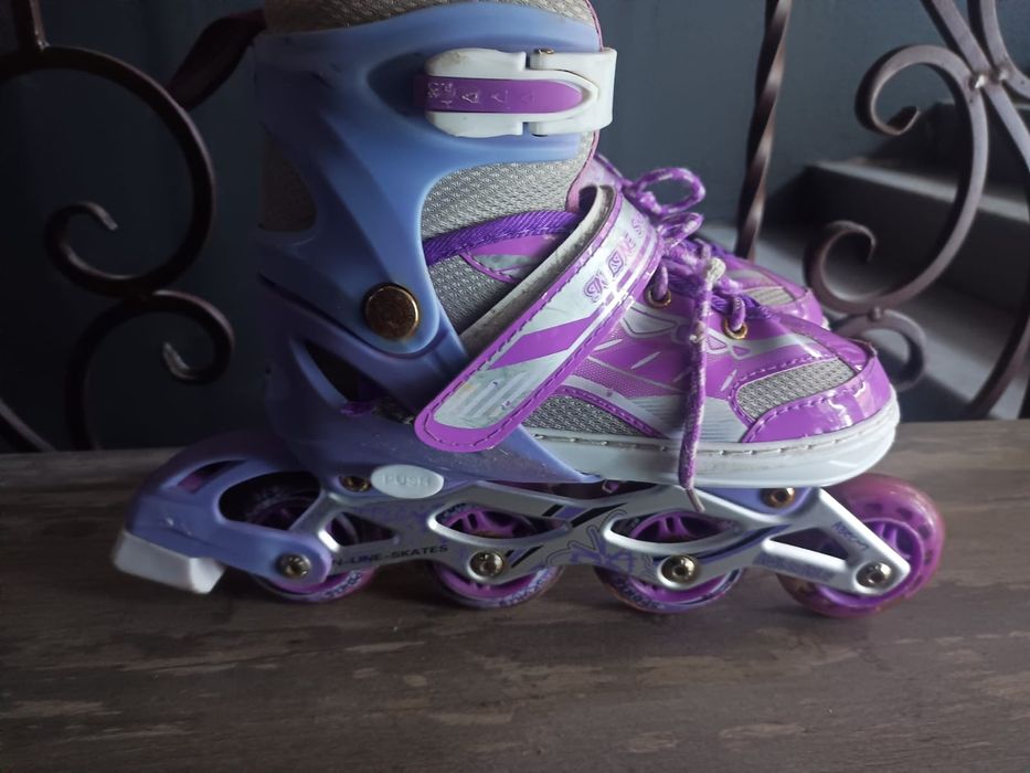 Продам ролики на девочку