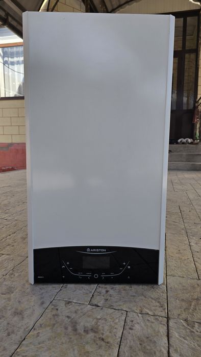 Котел газовый Ariston