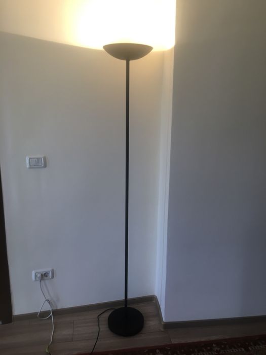 Vand lampa  in perfecta stare .