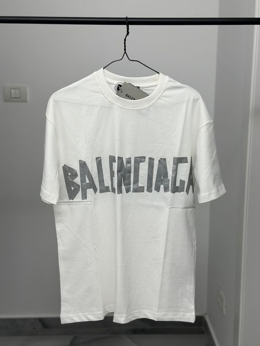 Tricou Balenciaga