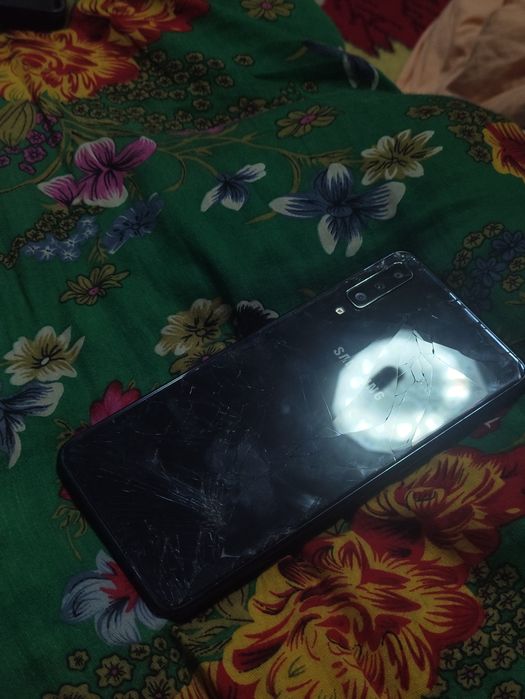 Samsung a7 хороший