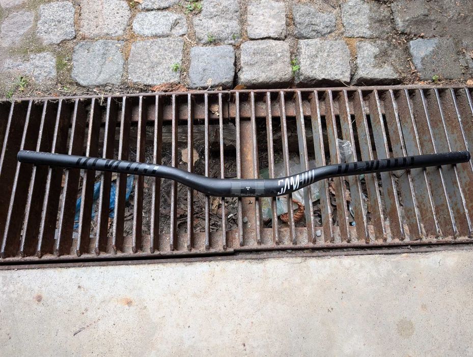 Шок , курбели, шини, бар и водач