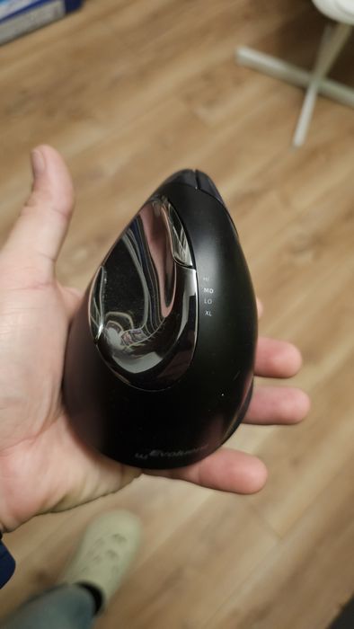 Mouse Evouent  ergonomic performant.