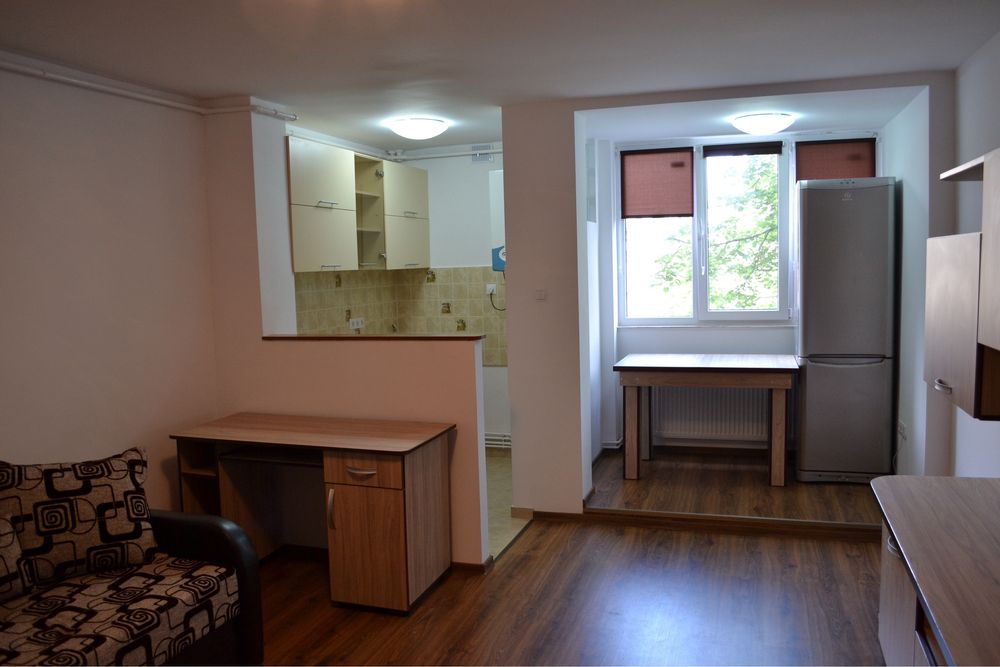 Inchiriez garsoniera strada Brasovului