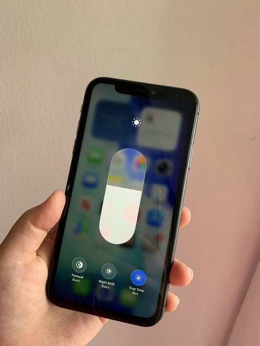 Айфон 11 64гб хороший