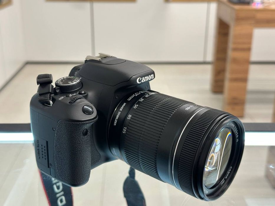 Canon EOS | 600D