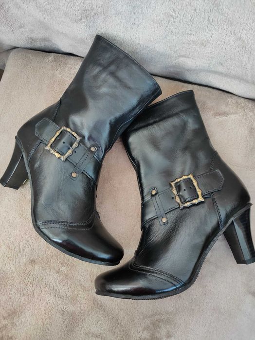 Български нови кожени боти