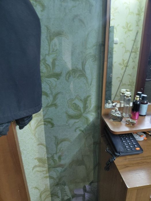 Продам стекло для душевой кабины