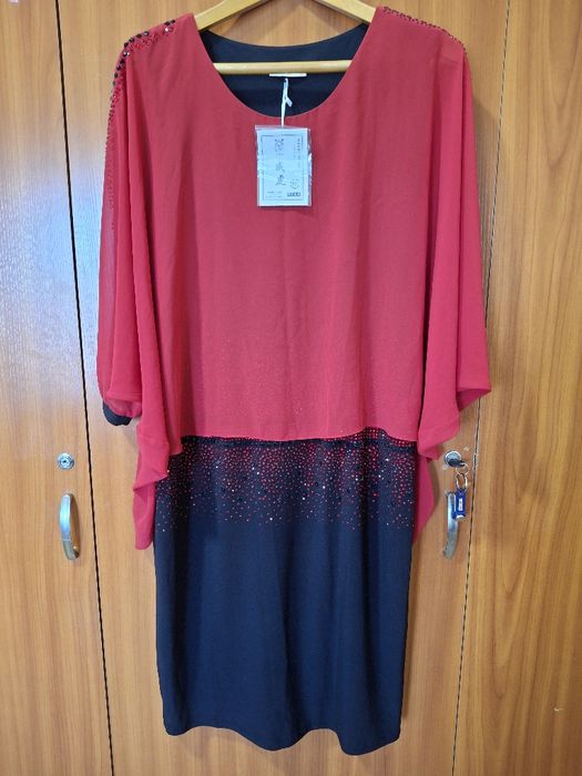 Продаётся новая платье