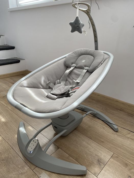 Leagan electric cu telecomanda si leganare laterala kikkaboo