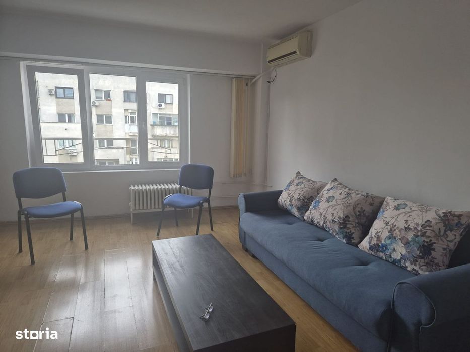Apartament 3 camere zona Calea Calarasilor
