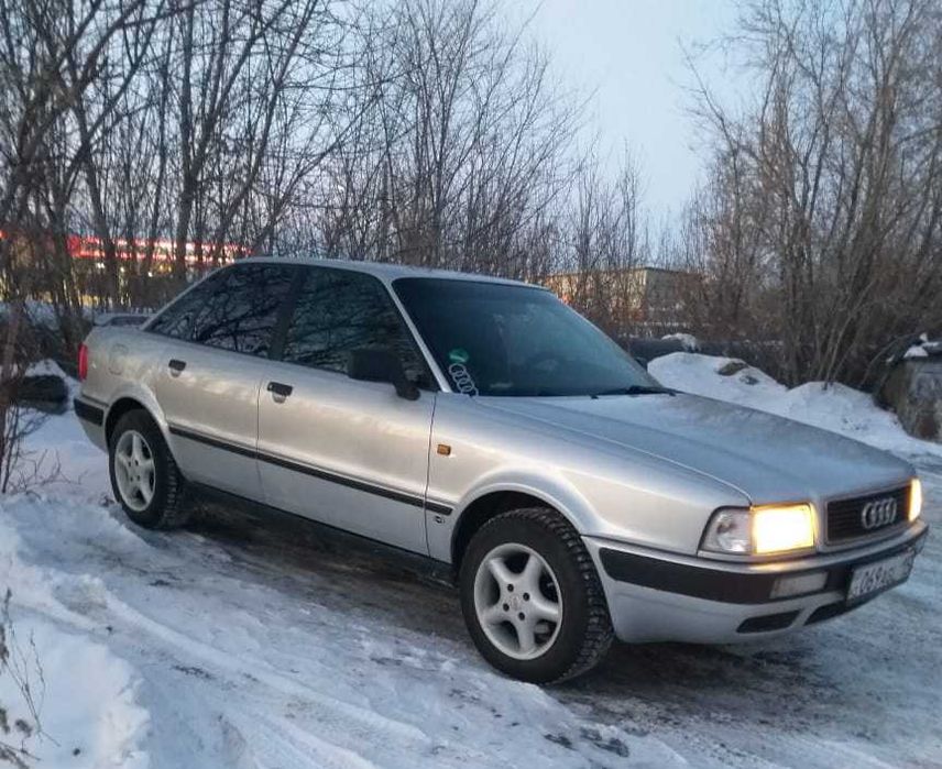Продам АУДИ-80 б4 2.0 моно