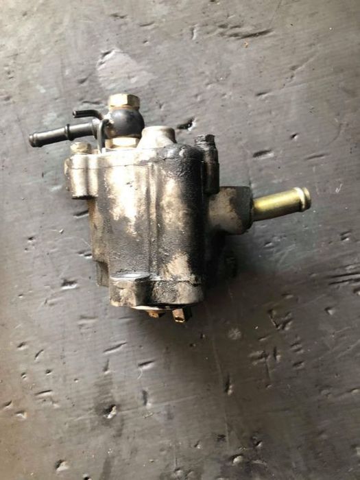 pompa vaccum  toyota corolla 2.0 d 2001-2007