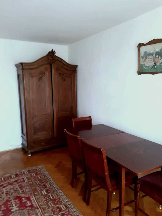 Închiriez apartament 2 camere