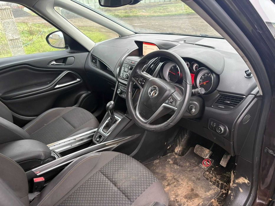 Zafira C Tourer B20DTH зафира б б20дтх на части