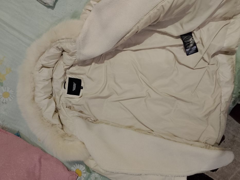 Продам женские куртки