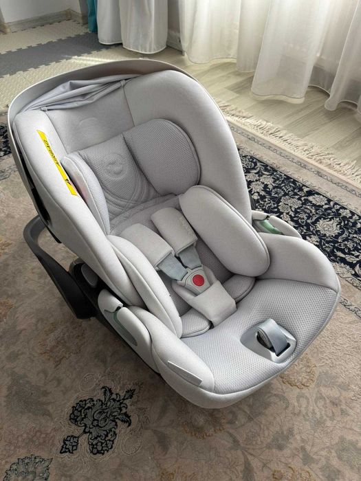 Scoica auto Cybex Cloud T+ Platinum White