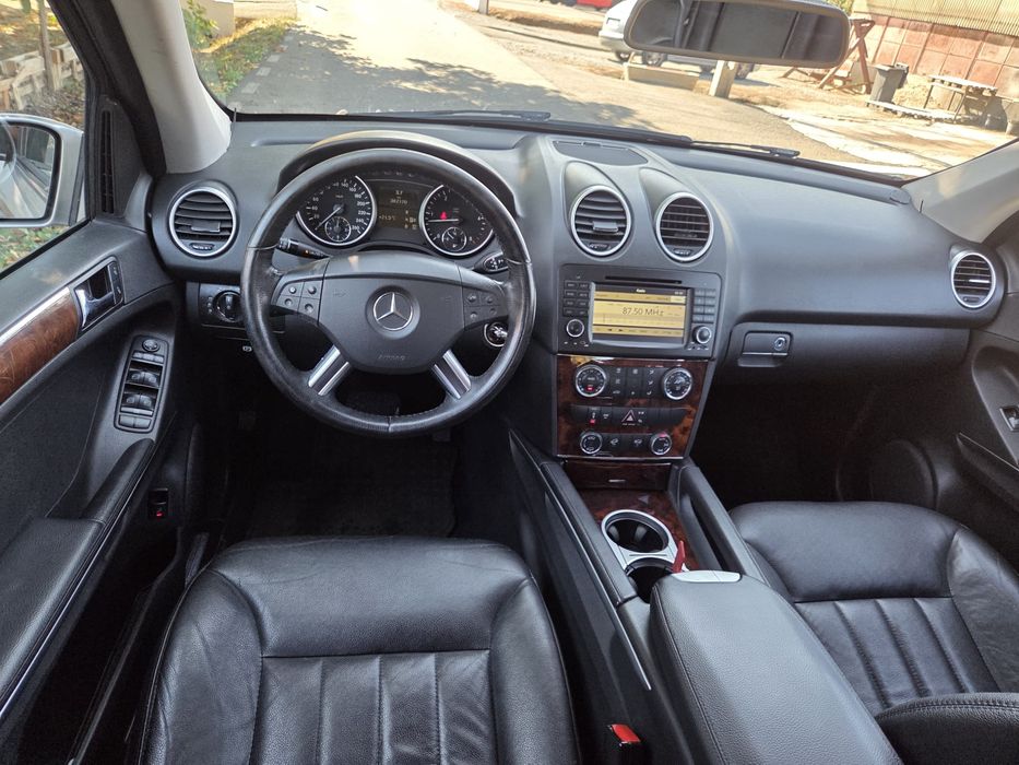 Mercedes - Benz ML