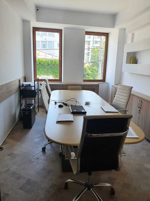 Spații de birouri de închiriat – Central, Craiova (Zona Centrul Vechi)