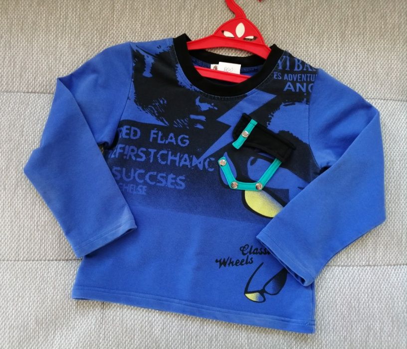 Продам свитшоты для мальчика.