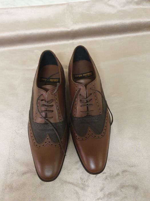 Pantofi din piele