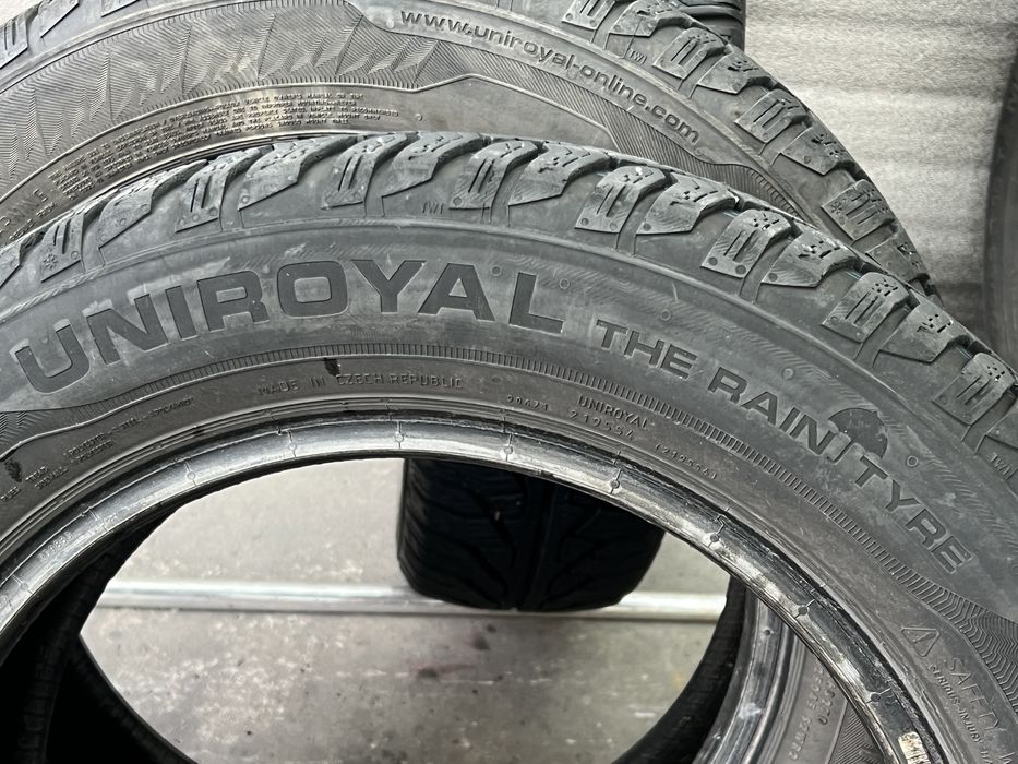Зимни гуми 175/65/15 Uniroyal