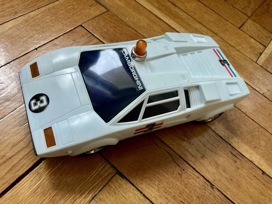 Соц играчки с кутии