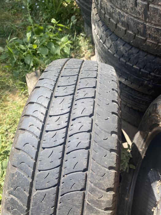 4 buc 215/65/16C GoodYear