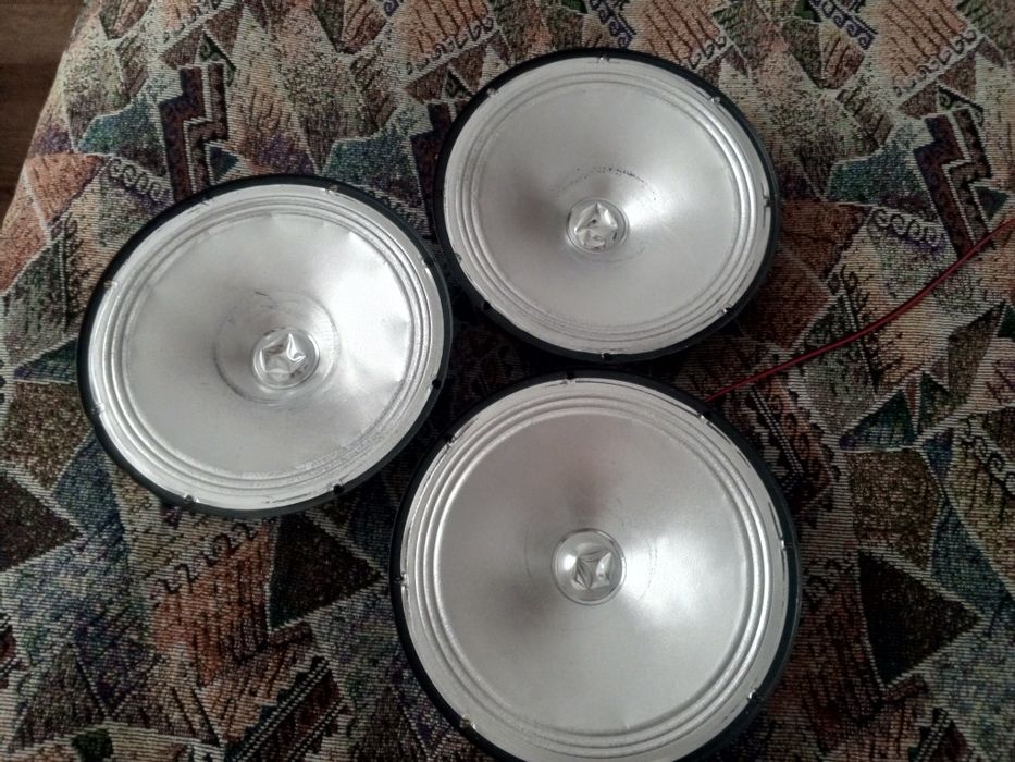 Продам динамики в хорошем состоянии