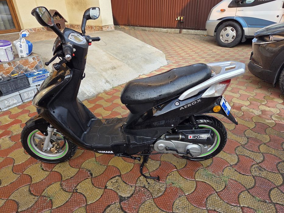 Scuter 50cm2 imatriculat