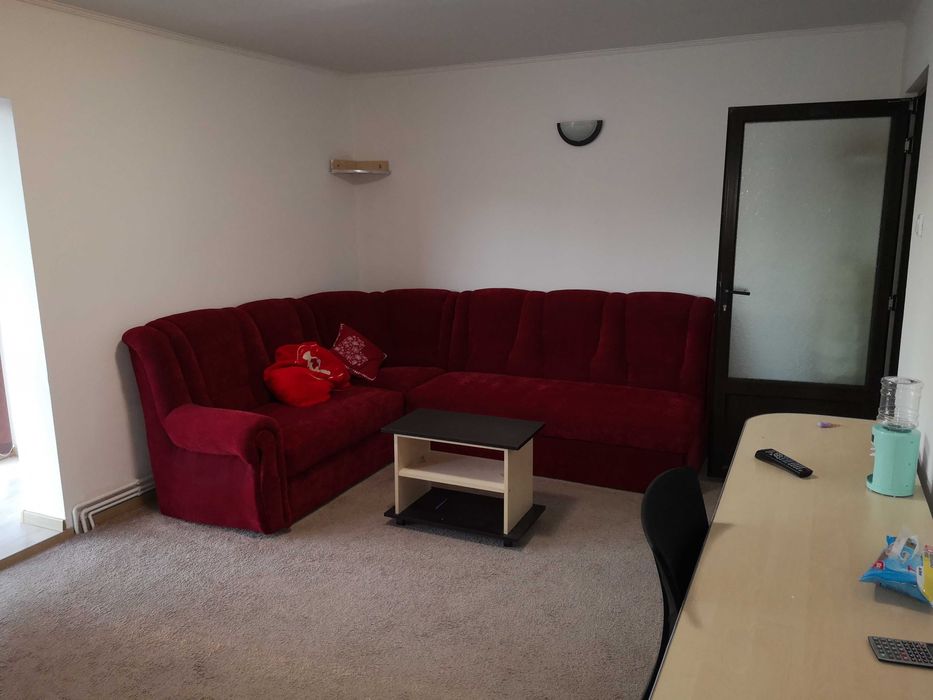 vand apartament 4 camere Bartolomeu