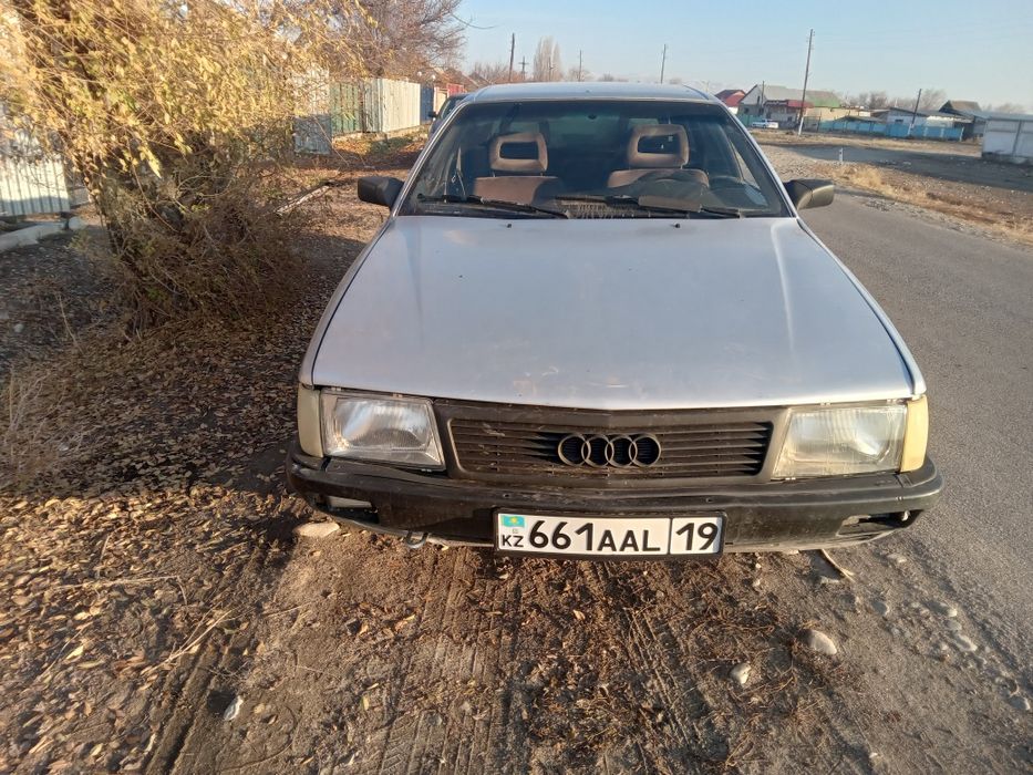 Продам Ауди 100С3 седан  об.2.3