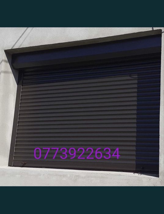 Rulouri exterioare din aluminiu și plase anti insecte (țânțari).