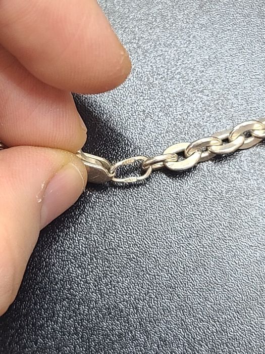 Продаётся серебро спочка