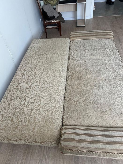 Продается диван.